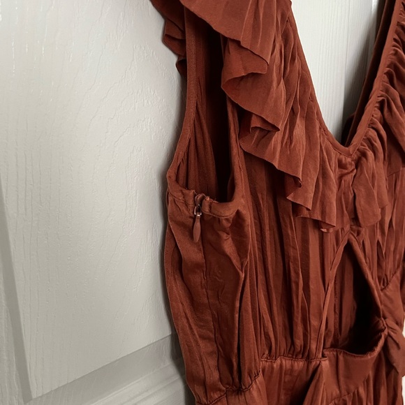 Zara Bronze Crinkle Ruffle Side Tie wide leg jumpsuit, size medium. - Picture 3 of 6